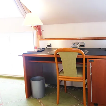 Ξενοδοχείο Vivotel Buerer Hof Γκελσενκίρτσεν